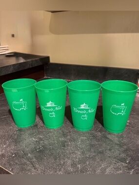 Masters Green Plastic Cups Set of 4